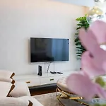 Lux Center Apart-free Park Eu Funchal (Madeira)