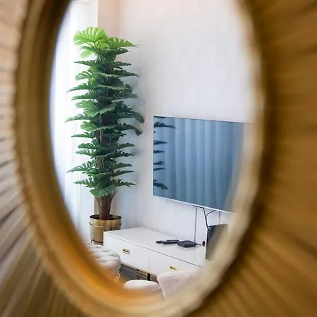 Lux Center Apart-free Park Eu Funchal (Madeira)