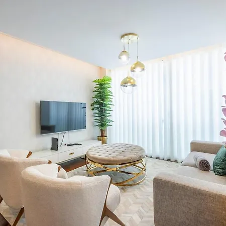 Lux Center Apart-free Park Eu Funchal (Madeira)