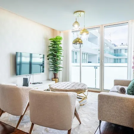 Lux Center Apart-free Park Eu 아파트 푼샬