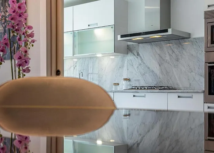 아파트 Lux Center Apart-free Park Eu *